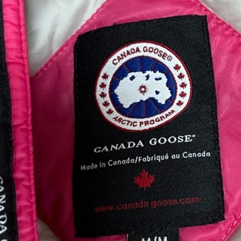 Canada Goose Pink Hooded Jacket - Picture 14 of 15